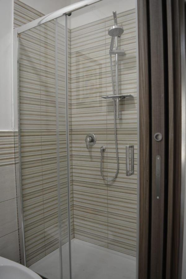 Amaranta Hotel Palermo Luaran gambar